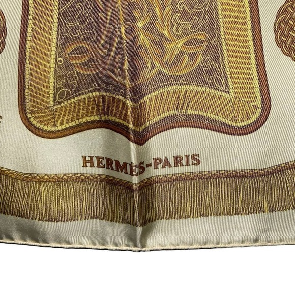 HERMES Carre 90 100% Silk Square Scarf POSTE ET CAVALERIE - Picture 4 of 16
